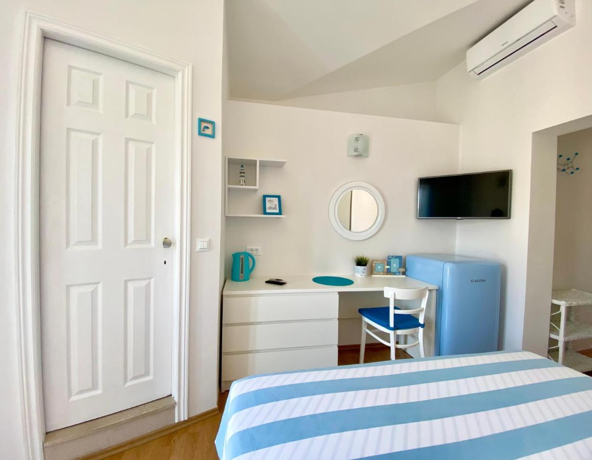 Apartmani Marko Tučepi Buitenkant foto