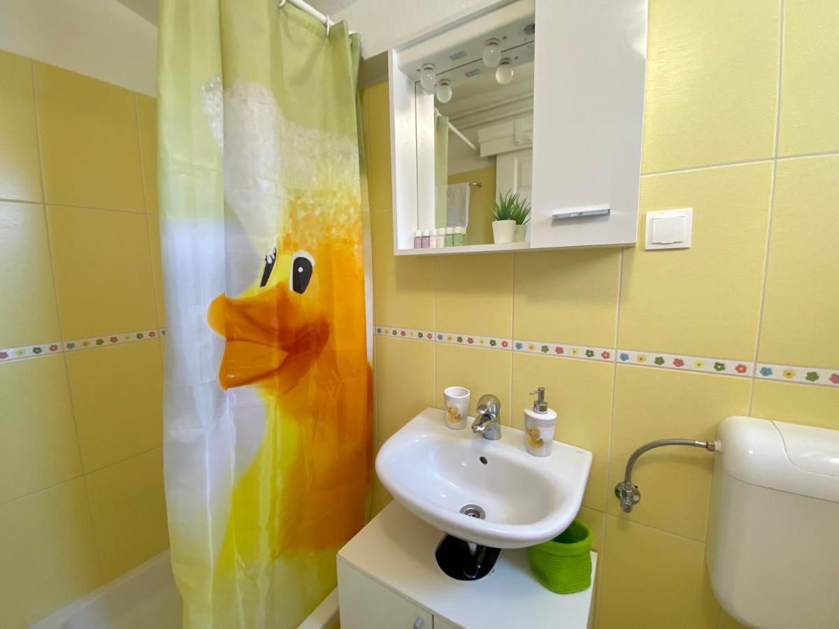Apartmani Marko Tučepi Buitenkant foto