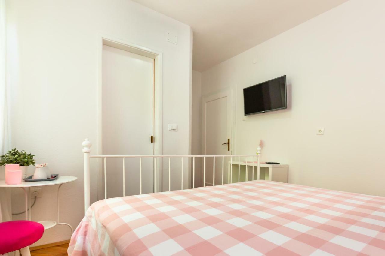 Apartmani Marko Tučepi Buitenkant foto