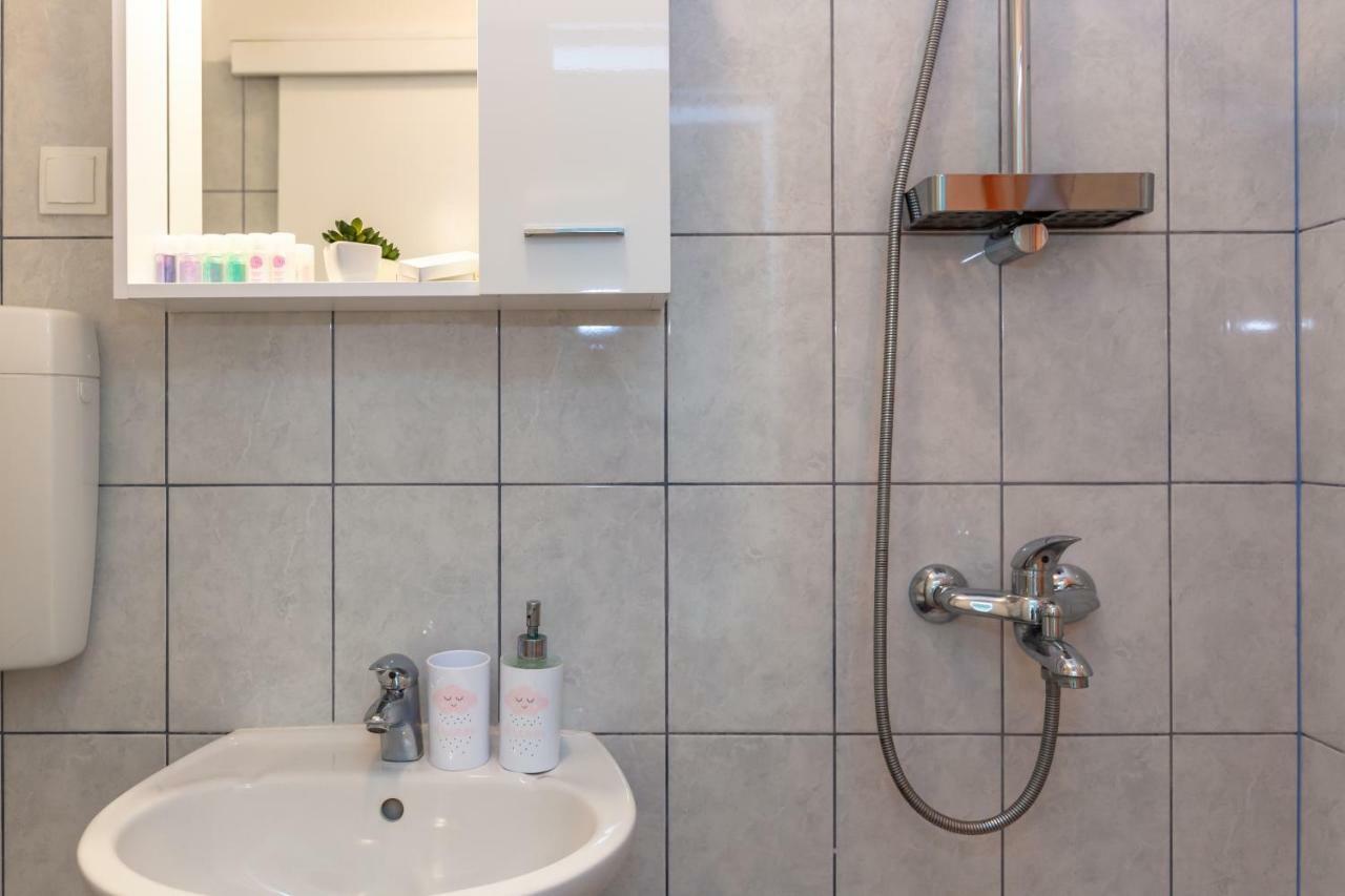 Apartmani Marko Tučepi Buitenkant foto