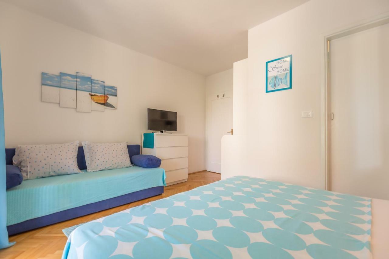 Apartmani Marko Tučepi Buitenkant foto