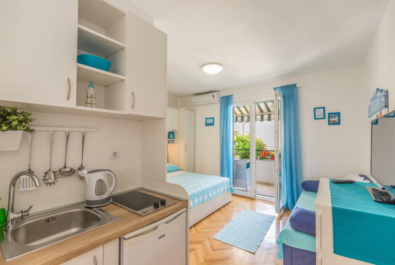 Apartmani Marko Tučepi Buitenkant foto