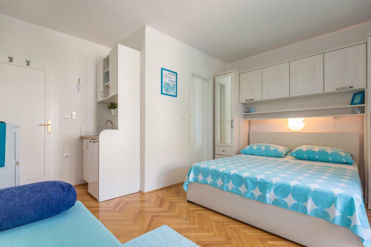 Apartmani Marko Tučepi Buitenkant foto